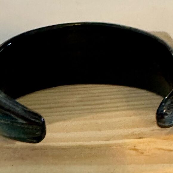 Teal and Black peacock patterned Murano glass bangle - Picture 2 of 5